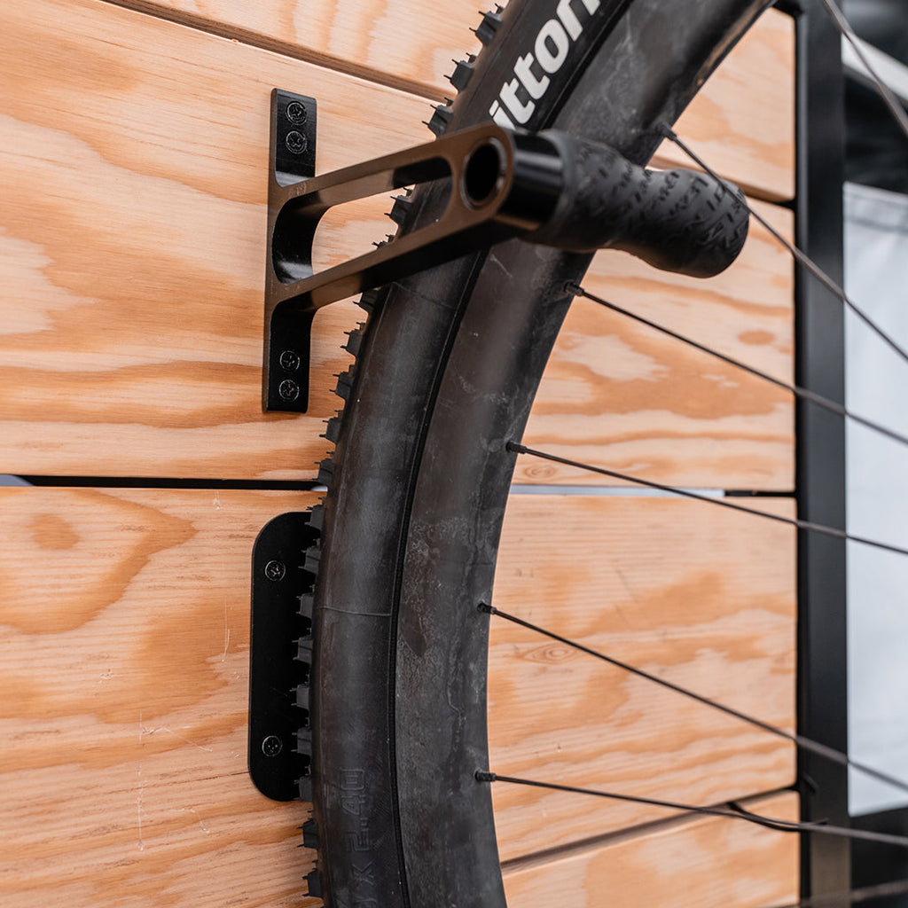 Lezyne CNC Alloy Wheel Hook-Black