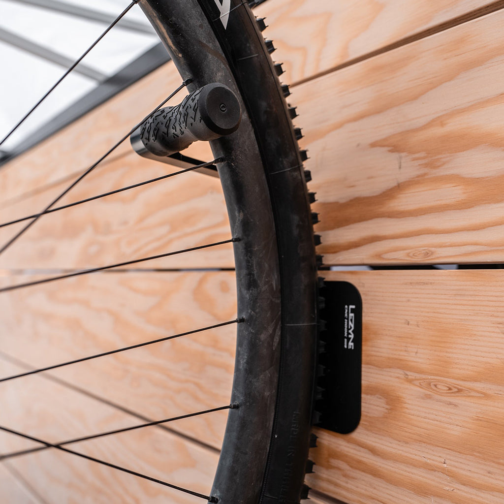 Lezyne CNC Alloy Wheel Hook-Black